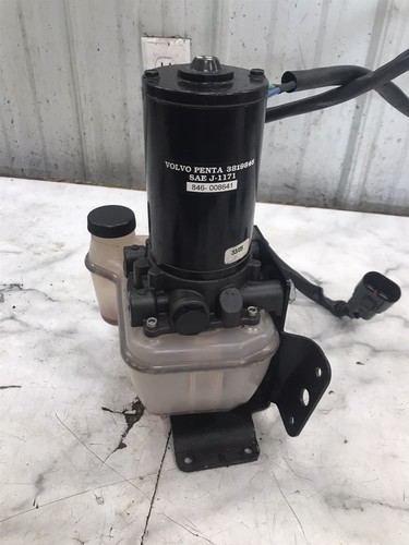 Volvo penta stern out - stern,