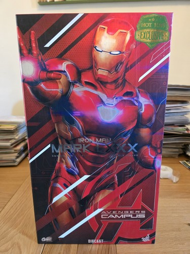 Hot toys avengers campus - toys, iron