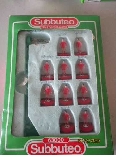 Subbuteo lightweight team 214 - subbuteo,