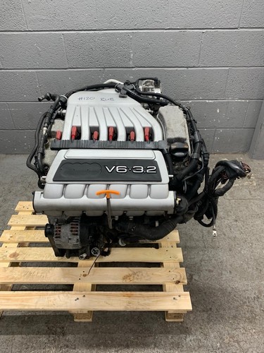 Audi golf r32 - tt, petrol