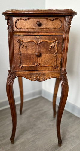 Side table bedside table