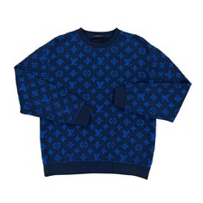 • Louis Vuitton Men’s Blue