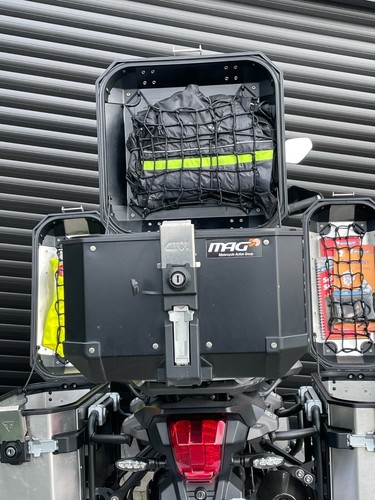 Cargo carrying nets givi - cargo,