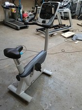 Precor Upright Bike 835 Led