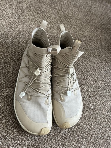 Vivobarefoot size uk9 primus - size,