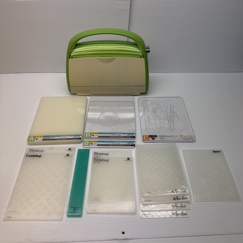 Cricut cuttlebug embosser - embosser, die