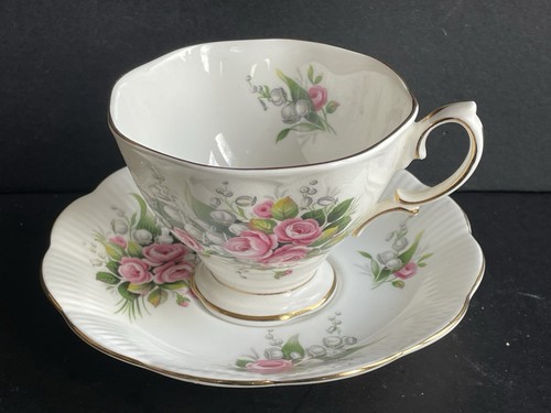 Royal albert bone china - royal,