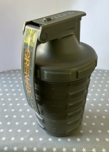 Grenade shaker with capsule - grenade,