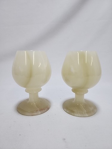 White onyx turned - onyx,