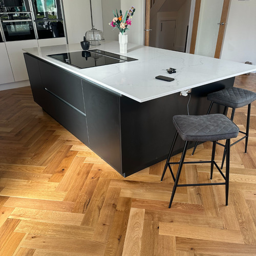 Herringbone oak natural - herringbone,