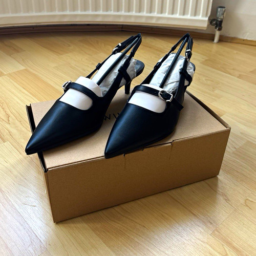 Williams black pointed - jd,