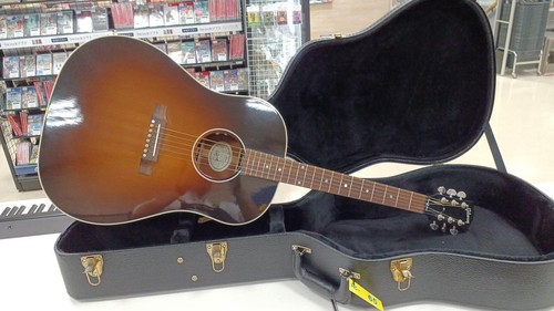 Gibson standard 2017 - j-45,