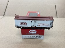 ATLAS HO SCALE BOX CAR WAGON