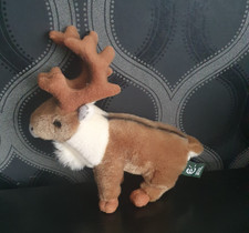 Living Nature - Elk Moose