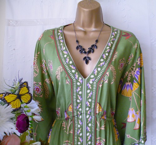 Monsoon pre owned - 👗******monsoon, pre-owned