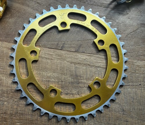 Sugino tooth gold chainring - gold,