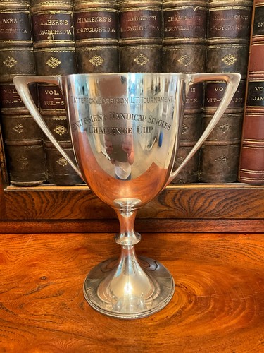 Vintage 30s walker hall - &,