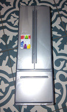 RAINBOW HIGH Fashion Doll