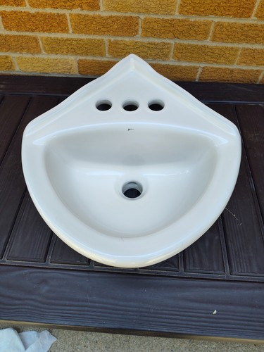 Fine fixtures white - i,