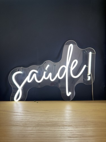 Saúde white led - “saúde!”,