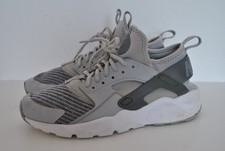 Light grey slip on unisex fashion trainers size 5 (38) Nike Air Huarache Run