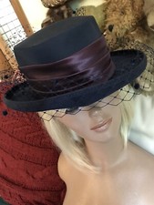 VINTAGE HATBOX NAVY WEDDING HAT BRIM PURPLE SATIN BAND NET VEIL RACES ASCOT U.K.