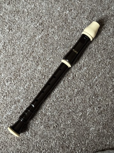 Aulos 205a descant recorder - aulos,