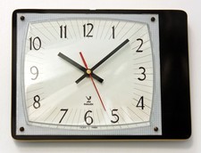 Vintage 28cm JAZ Formica Wall Clock - French Retro Mid Century Atomic Wooden