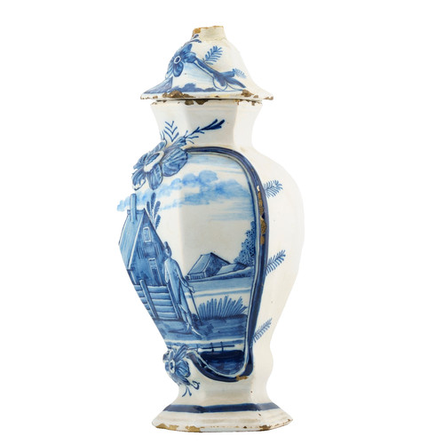 Dutch claw mark delftware vase - mark,