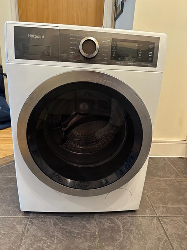 Hotpoint washing machine - washing,