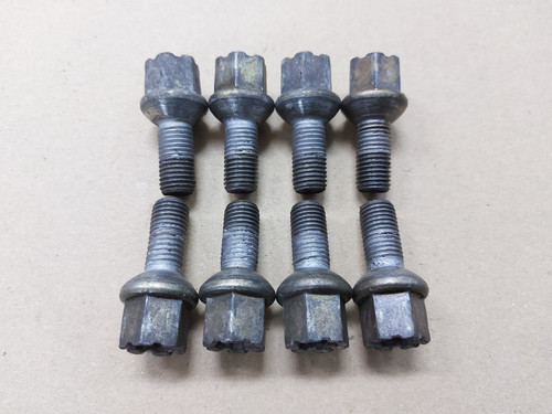 Wheel stud bolt - 🢂8x,