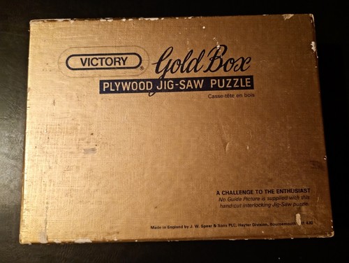 Victory gold box plywood - gold,