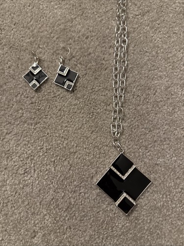 Virgin vie mezzo necklace and - mezzo,