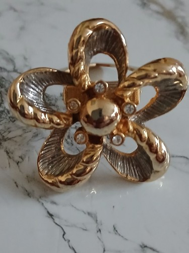 Vintage gold tone rhinestone - vintage,