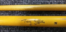 TERRY  GRIFFITHS (CLUB  CUE) LIMITED EDITION   SNOOKER CUE - £150