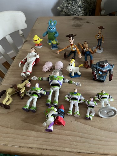 Toy story figures - figures, buzz