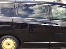 Nissan Elgrand E52 Driver Side Sliding Door Black Breaking 2010-2015