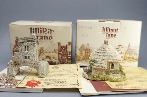 Two miniature lilliput lane - miniature,