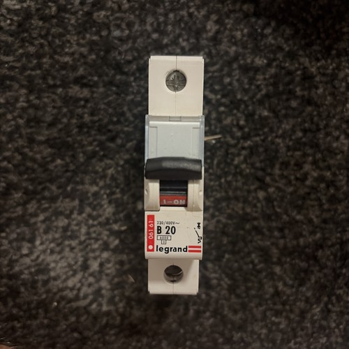 Legrand amp curve - legrand, mcb