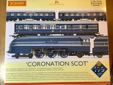 Hornby L/Edition R3092 LMS Coronation Scot Train Pack with 6220 Coronation