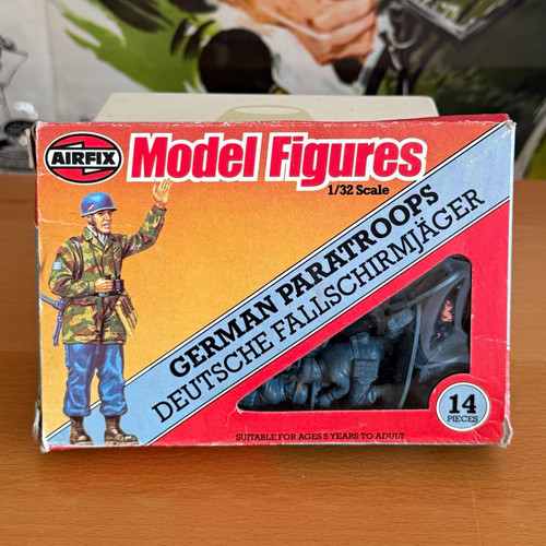 Airfix german paratroops - german,