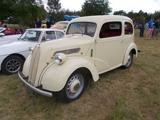 Photo 6x4 1950s Ford Anglia