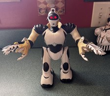 Woweee 2005 Robosapien V2 Mini