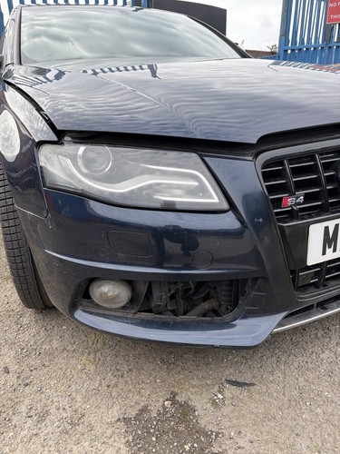 Audi drivers headlight b8 - audi,