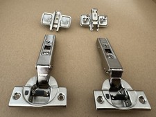 10 x Blum Hinges & bases &
