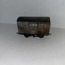 OO Gauge Cambrian Models LMS Ventilated Van