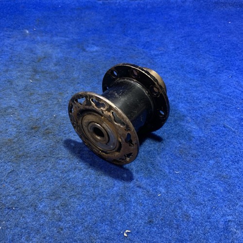 Triumph pre unit front wheel - front,