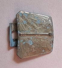 Dinky Toys 140 Morris 1100 Bonnet only spare part