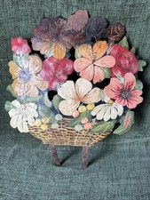 Handpainted Dummy Board Flower Basket trompe l'oeil Metal Vintage EM390.