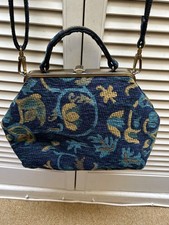 VINTAGE TAPESTRY CARPET BAG